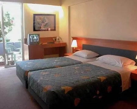 酒店 Aquamare And