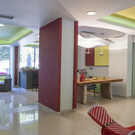 Hotel Aquamare And