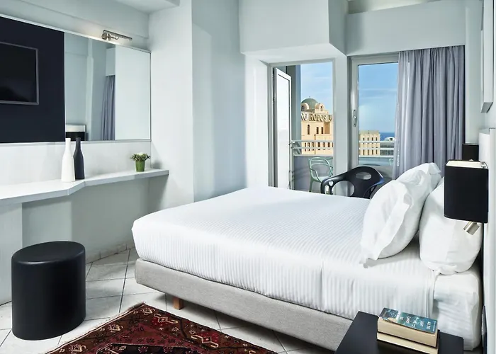 Aquamare And Rhodes City